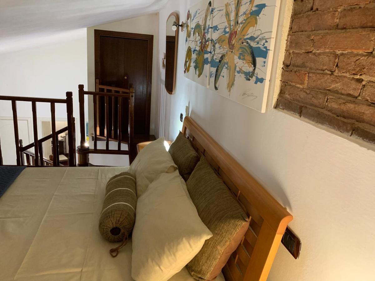 Luxuria 3 Appartement Iglesias Buitenkant foto